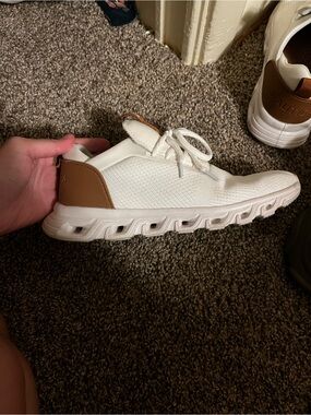 Nautica women’s White Knit Sneaker with Brown Heel Accent